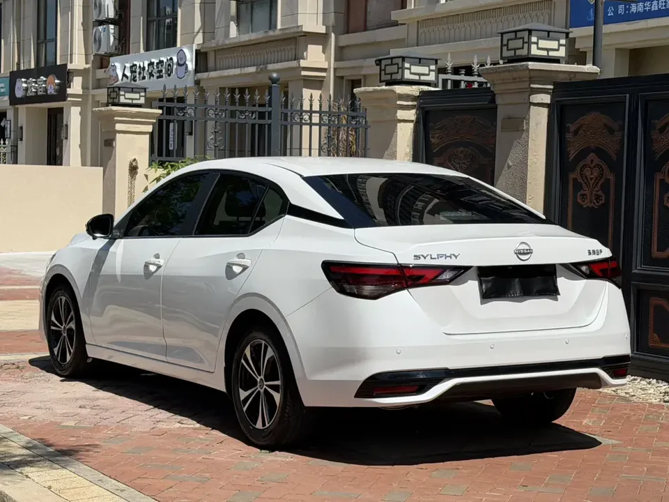 Nissan Sylphy Sylphy 2023 1.6L CVT Enjoy Edition 2024 — thumbnail 4