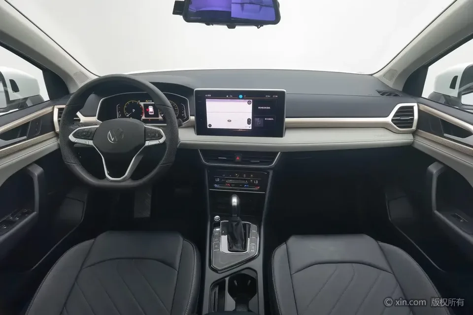 Volkswagen Tharu tuyue 2024 300TSI 2WD Full Moon Edition 2025 — thumbnail 4