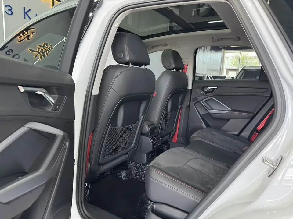 Audi Q3 Audi Q3 2023 35 TFSI Stylish Dynamic 2022 — thumbnail 3