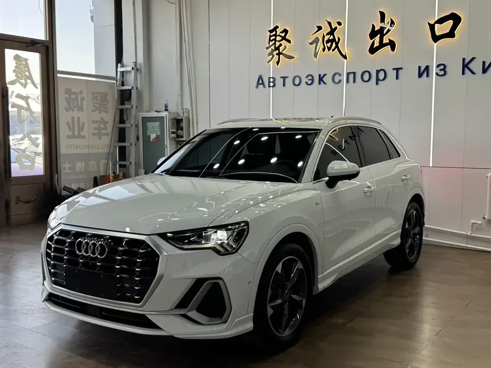 Audi Q3 Audi Q3 2023 35 TFSI Stylish Dynamic 2022 — photo 1, buy with delivery to Moscow