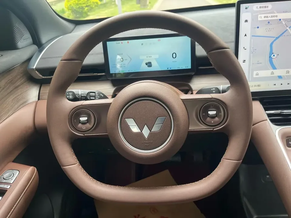 Wuling Starlight S PHEV Wuling Starlight S PHEV 2025 130km Pilot 2025 — миниатюра 3