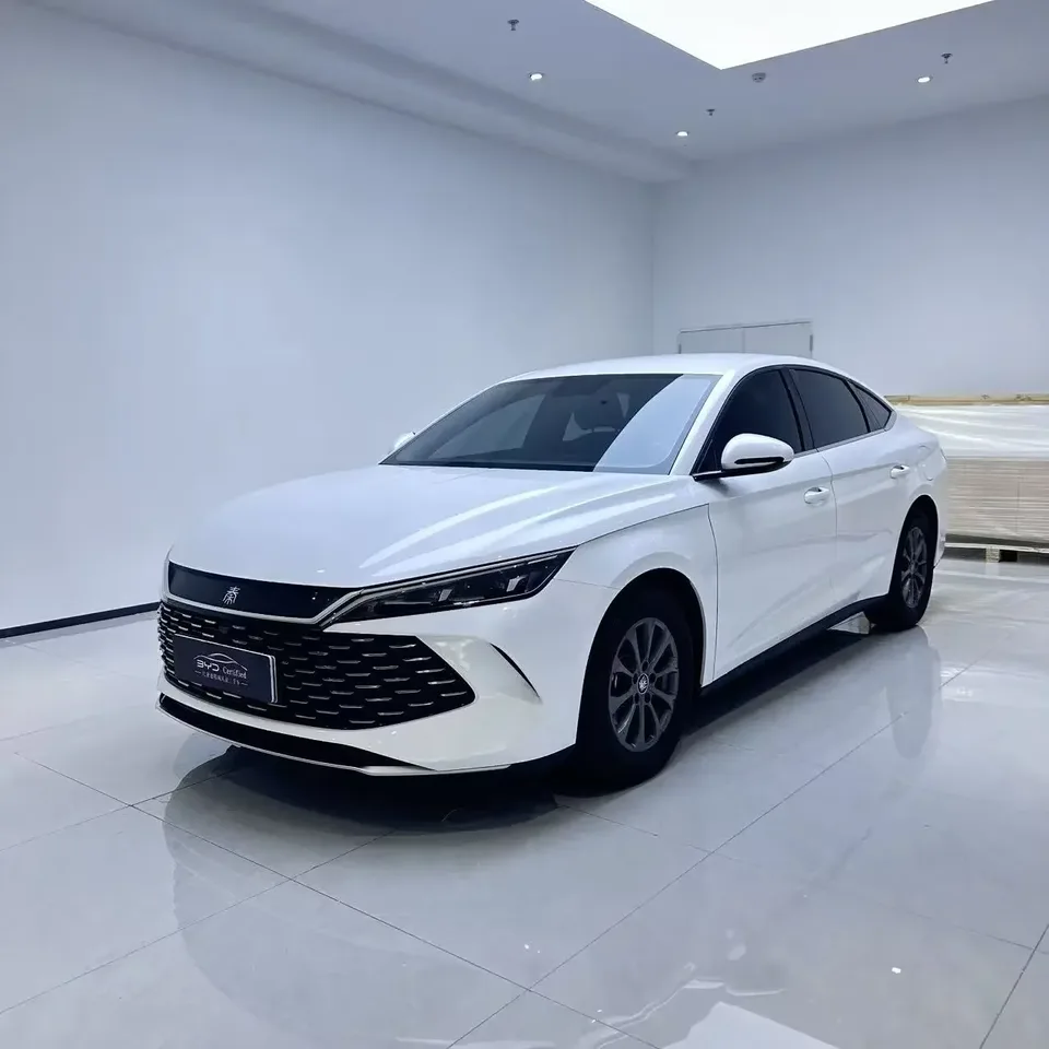 BYD Qin L DM Qin L DM 2024 DM-i 80KM Leading Type 2025 — фото 1, купить с доставкой в Москву