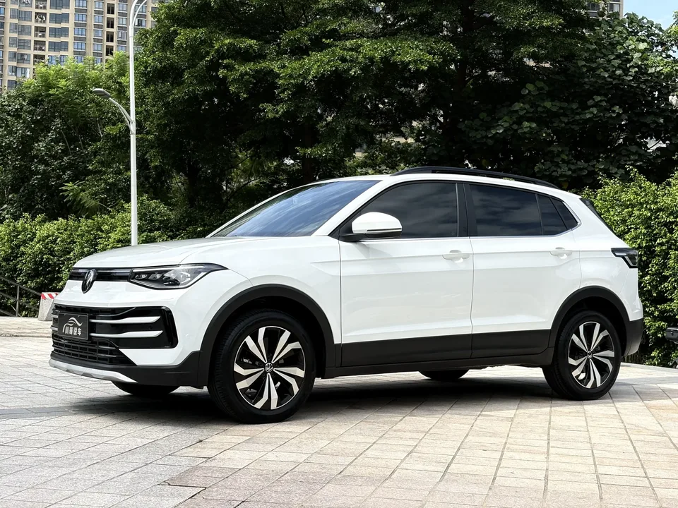 Volkswagen Tharu tuyue 2025 New 1.5L Sharp Edition 2025 — photo 1, buy with delivery to Moscow