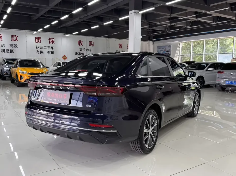 Geely Emgrand emgrand 2023 4th Generation Champion Edition 1.5L CVT Premium 2023 — thumbnail 2