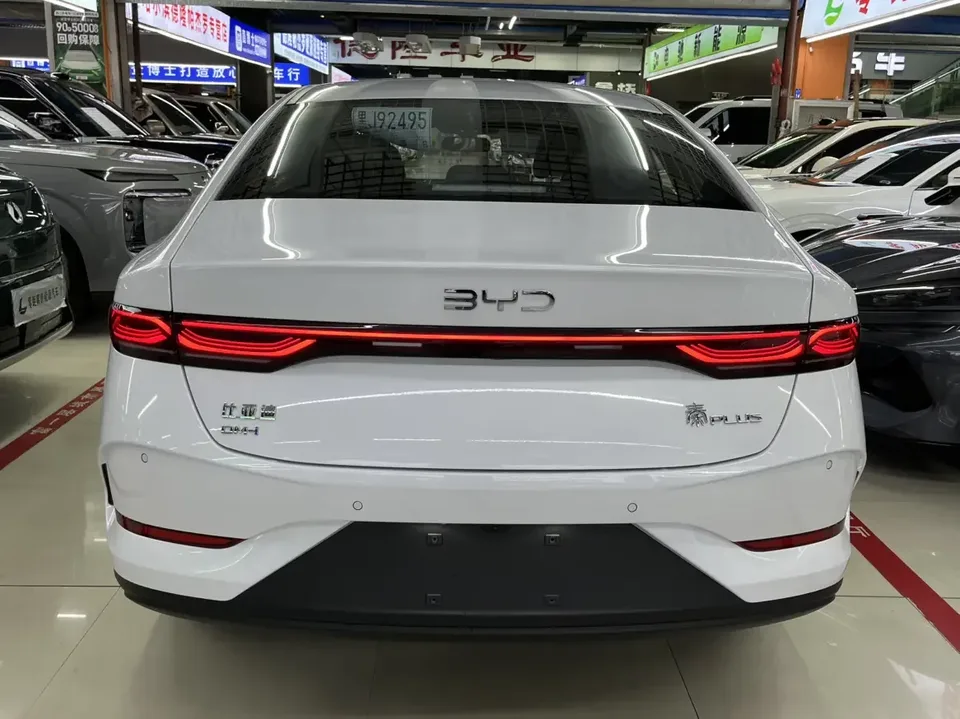 BYD Qin PLUS DM Qin PLUS DM 2026 DM-i 128KM Progressive 2026 — thumbnail 5