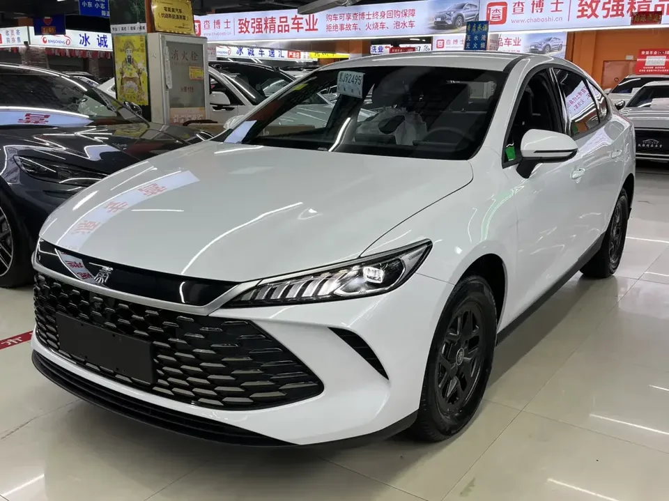 BYD Qin PLUS DM Qin PLUS DM 2026 DM-i 128KM Progressive 2026 — photo 1, buy with delivery to Moscow
