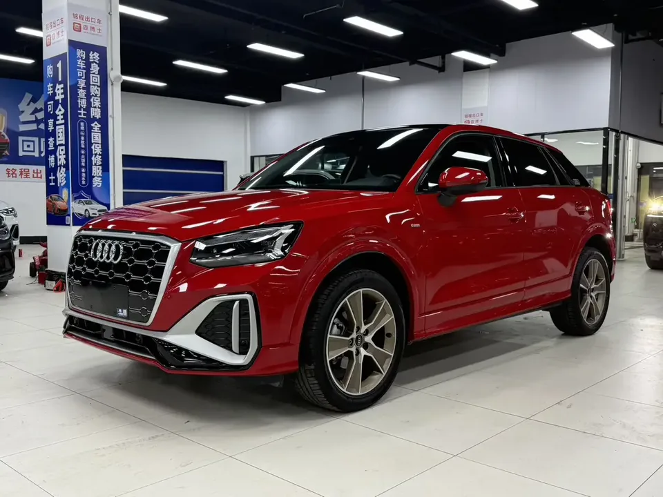Audi Q2L Audi Q2L 2022 35 TFSI Stylish Dynamic 2022 — photo 1, buy with delivery to Moscow