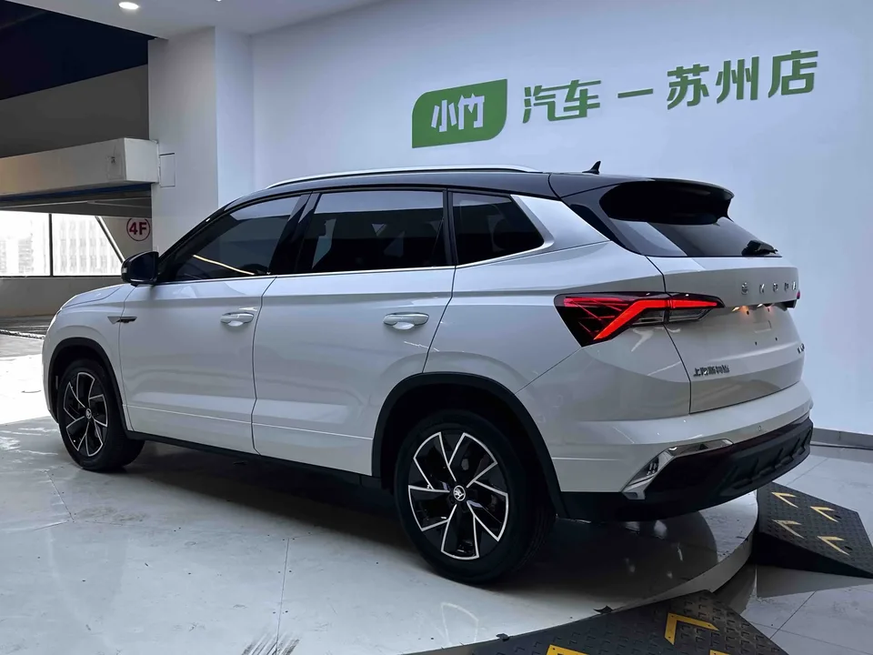 Skoda Kamiq Komic GT 2023 Modified 1.5L Automatic Premium Edition 2023 — миниатюра 2