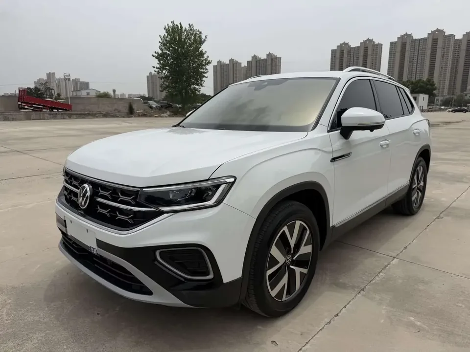 Volkswagen Tayron Tanyue 2023 280TSI 2WD Luxury Plus Advanced Edition 2023 — photo 1, buy with delivery to Moscow
