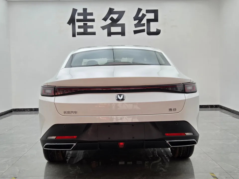 Changan Eado PHEV Eado PHEV 2025 Smart New Blue Whale 145KM Battleship Edition 2026 — thumbnail 2