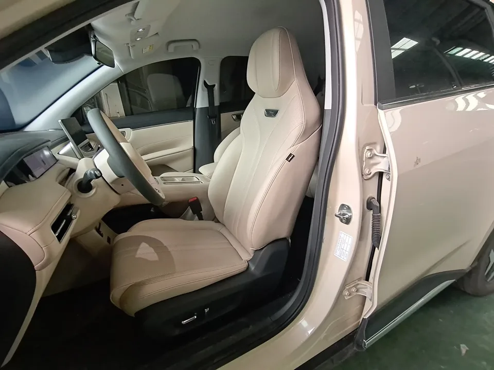 Wuling Bingo S Bingo S 2025 430km Flagship Model 2025 — thumbnail 3