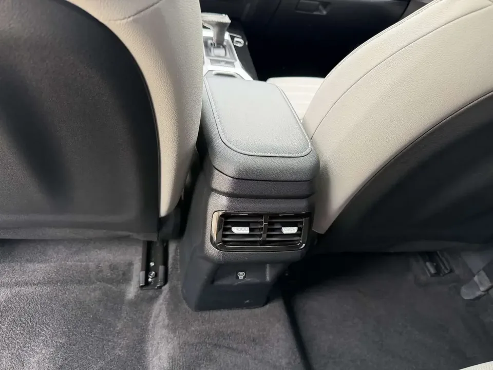 Kia K3 Kia K3 2023 1.5L IVT Deluxe Edition 2023 — thumbnail 4