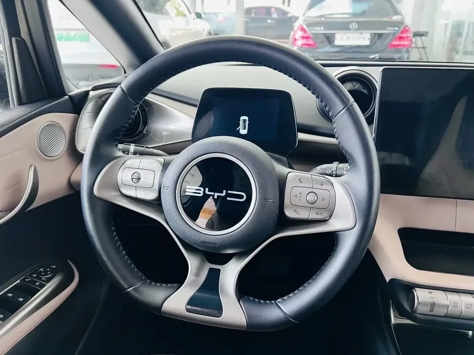 BYD Dolphin dolphin 2024 Honor Edition 420km Fashion Edition 2024 — thumbnail 4