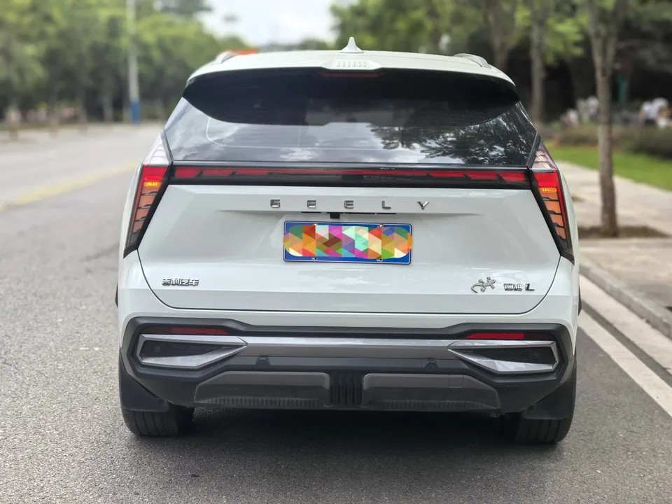 Geely Atlas L Boyue L 2023 1.5TD DCT Premium 2023 — thumbnail 2