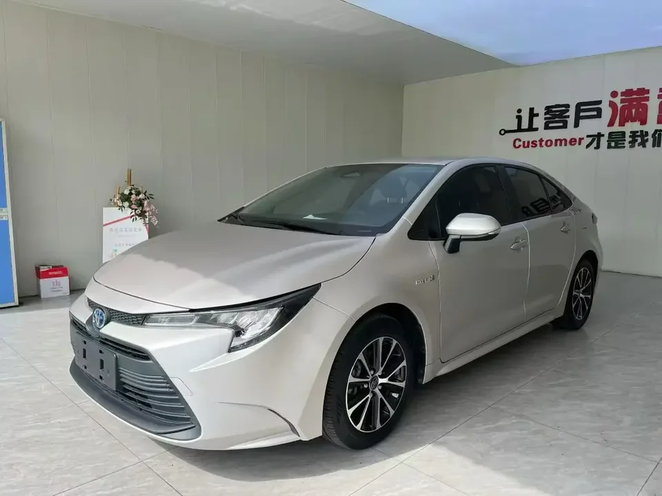 Toyota Levin Lei Ling 2023 Hybrid 1.8L Sports Edition 2023 — photo 1, buy with delivery to Moscow