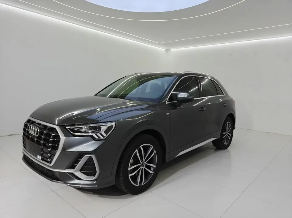 Audi Q3 Audi Q3 2022 35 TFSI Progressive Dynamic 2022 — photo 1, buy with delivery to Moscow