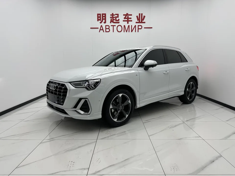 Audi Q3 Audi Q3 2022 35 TFSI Stylish Dynamic 2022 — photo 1, buy with delivery to Moscow