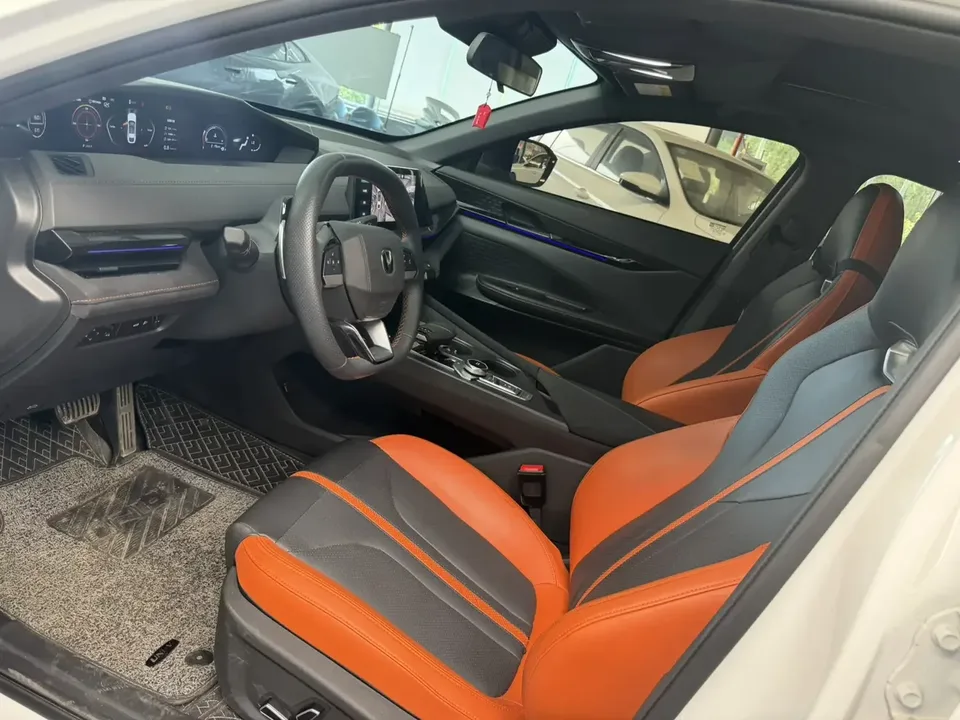 Changan UNI-V Changan UNI-V 2024 1.5T Premium Sports 2024 — thumbnail 4