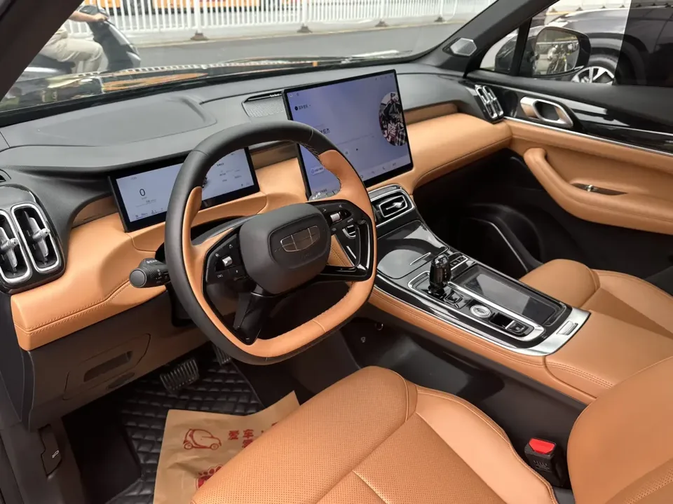 Geely Atlas L Boyue L 2025 Fourth generation 1.5TD DCT Sanhe 2025 — миниатюра 5