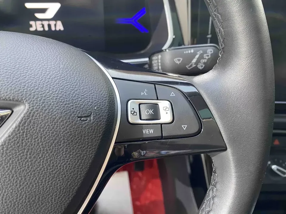 Jetta VS7 Jetta VS7 2022 Panda Edition 1.4T Automatic Enjoy Edition Pro 2022 — thumbnail 3