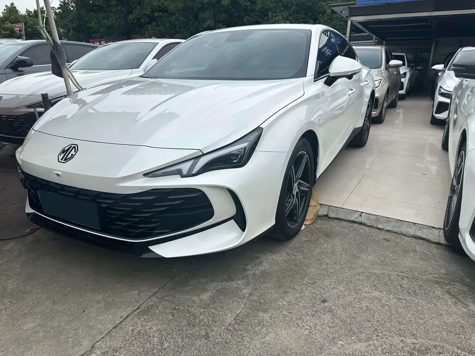 MG 7 MG7 2023 1.5T DCT Elegant Edition 2023 — photo 1, buy with delivery to Moscow