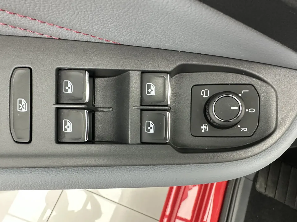 Volkswagen Lamando Lingdu 2023 Lingdu L 280TSI DSG Cool Edition 2023 — thumbnail 5