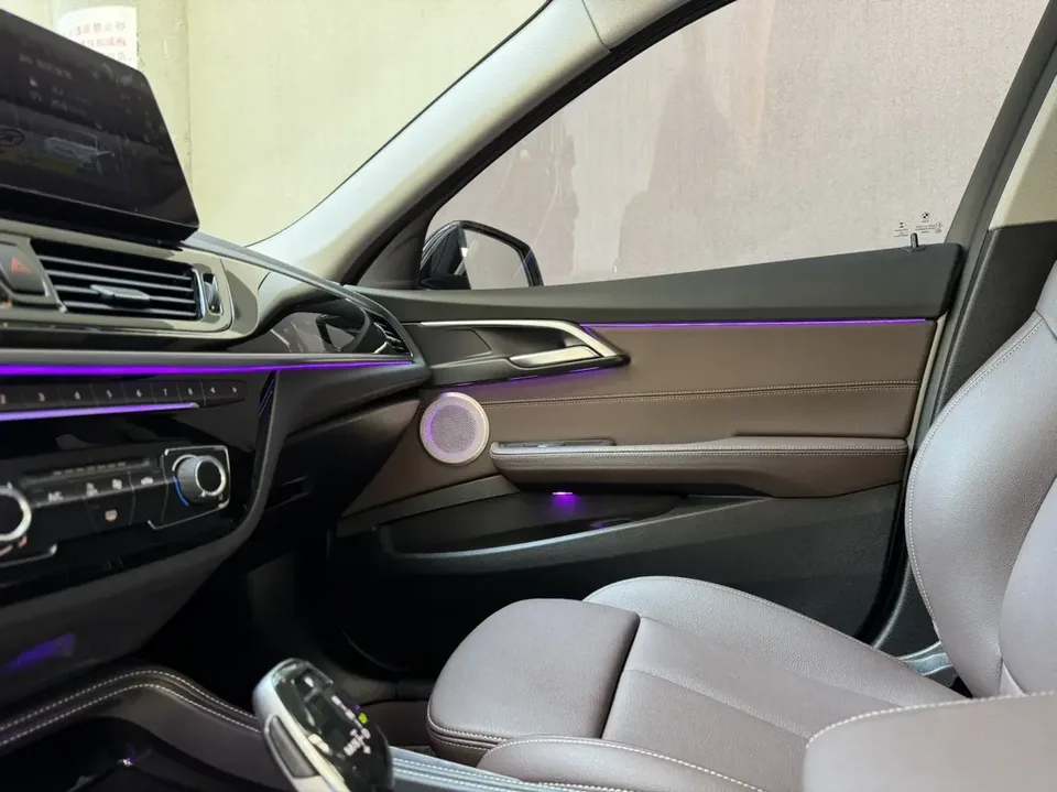 BMW 1 Series BMW 1 Series 2023 120i M Sport Edition 2023 — thumbnail 4