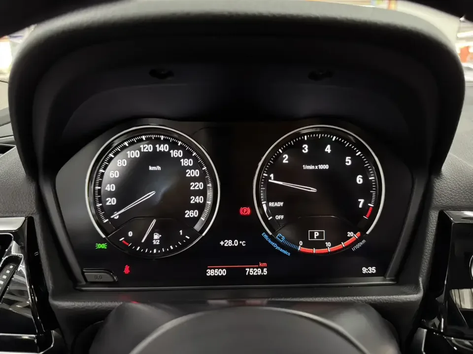 BMW 1 Series BMW 1 Series 2023 120i M Sport Edition 2023 — thumbnail 5