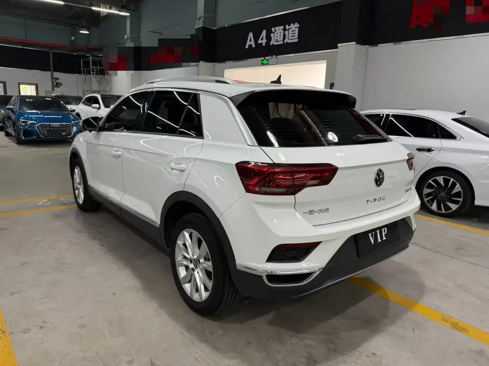 Volkswagen T-Roc TANG 2022 280TSI DSG 2WD Elite PLUS 2023 — thumbnail 4