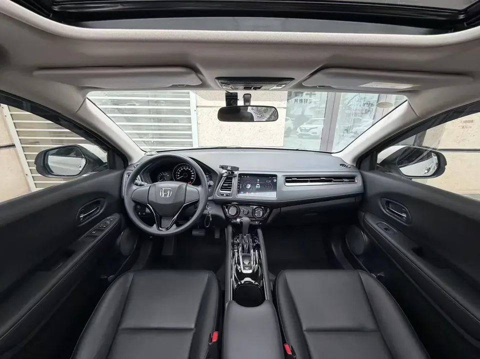 Honda VEZEL Binzhi 2022 1.5L CVT Elite Smart Edition 2022 — thumbnail 3