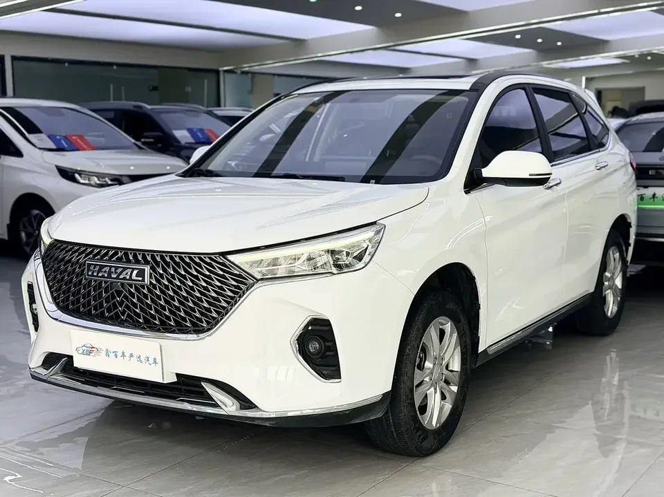 Haval M6 Haval M6 2021 PLUS 1.5T DCT Comfort Edition 2022 — photo 1, buy with delivery to Moscow