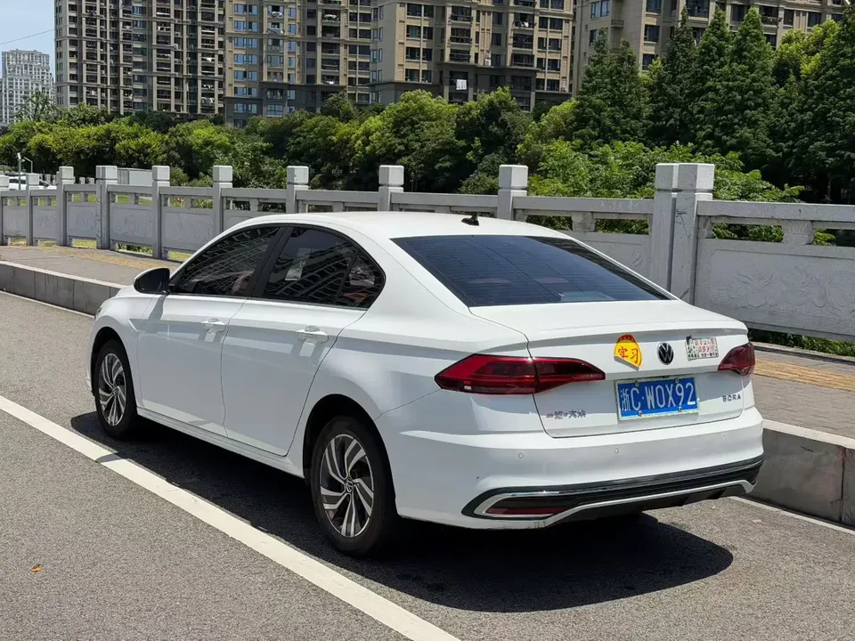 Volkswagen Bora Bora 2025 200TSI DSG Joy Travel PRO Edition 2025 — thumbnail 2