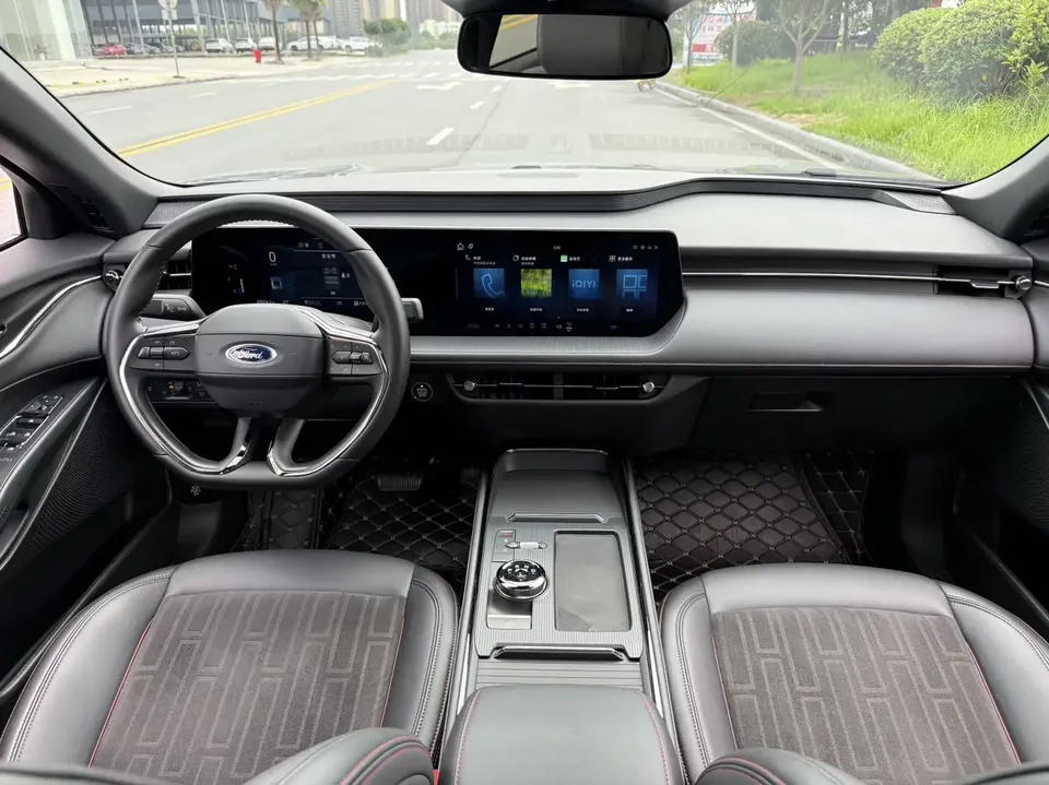 Ford Mondeo Mondeo 2023 EcoBoost 180 Comfort 2024 — thumbnail 3