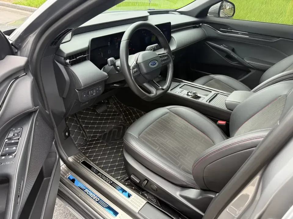 Ford Mondeo Mondeo 2023 EcoBoost 180 Comfort 2024 — thumbnail 4