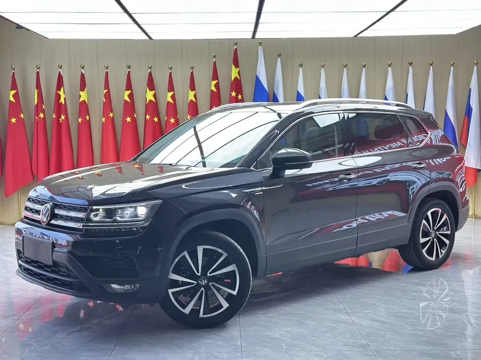 Volkswagen Tharu tuyue 2022 280TSI 2WD Deluxe Edition 2022 — photo 1, buy with delivery to Moscow