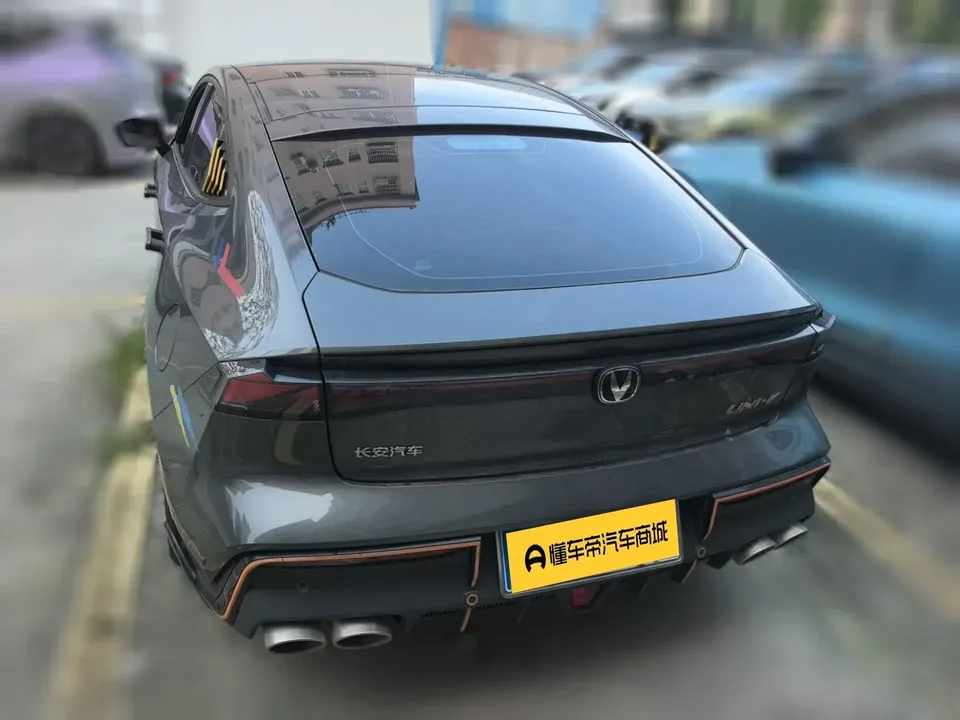 Changan UNI-V Changan UNI-V 2022 1.5T Sports Edition 2022 — thumbnail 2