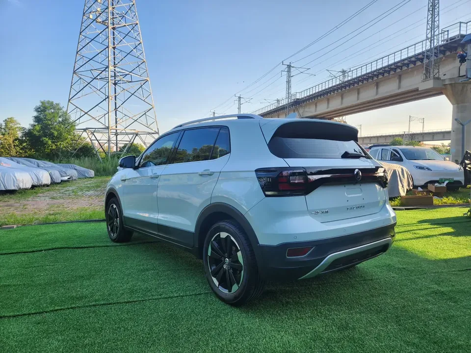 Volkswagen Explore the shadows Explore the shadows 2021 1.5L Automatic Joy-Link Edition 2023 — thumbnail 2