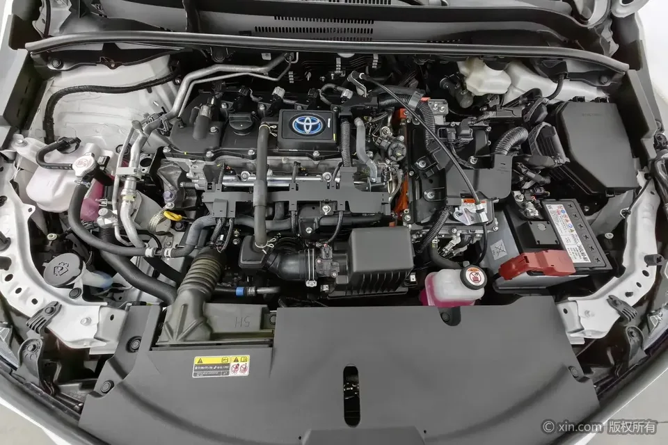 Toyota Corolla Corolla 2023 Intelligent Electric Hybrid Dual Engine 1.8L E-CVT Elite Edition 2024 — thumbnail 2