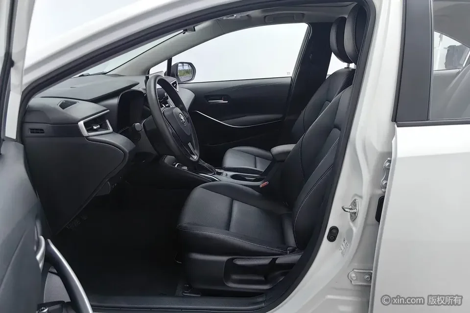 Toyota Corolla Corolla 2023 Intelligent Electric Hybrid Dual Engine 1.8L E-CVT Elite Edition 2024 — thumbnail 5