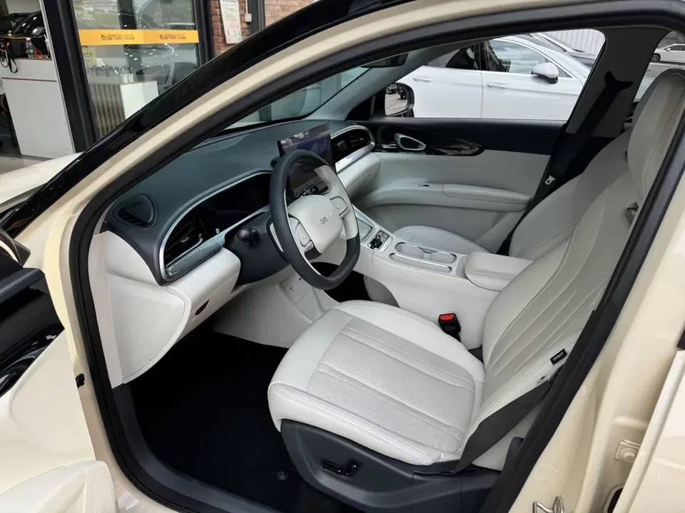 Geely Star Wish Star Wish 2025 UP 410km Explorer Edition 2024 — thumbnail 5