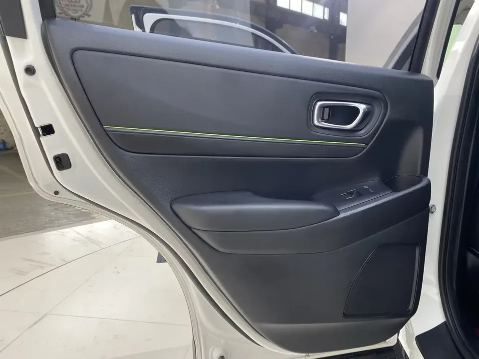 Honda WR-V HondaXR-V 2023 1.5L CVT Hot Edition 2023 — thumbnail 3