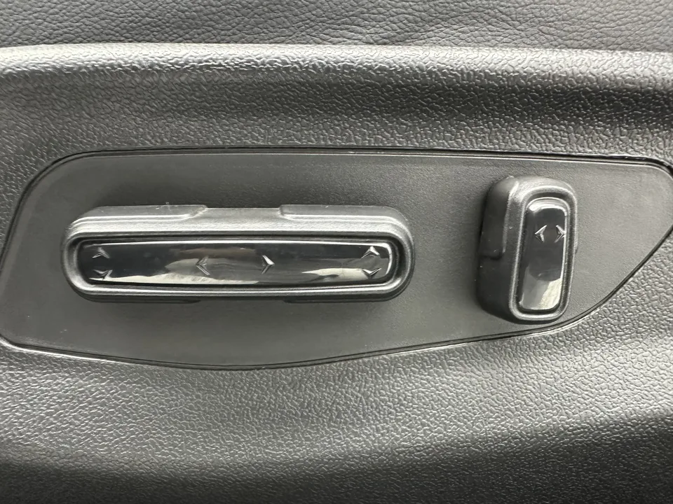 Honda WR-V HondaXR-V 2023 1.5L CVT Hot Edition 2023 — thumbnail 3