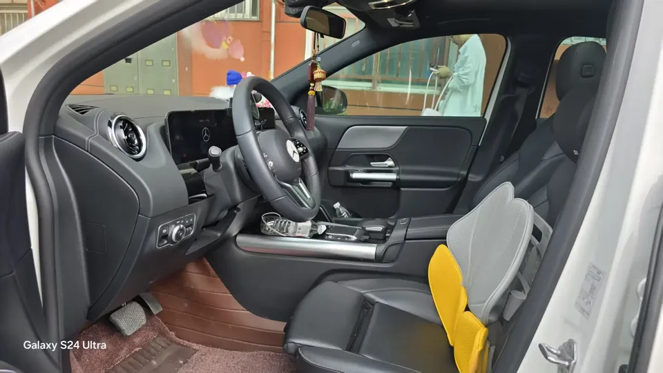 Mercedes-Benz GLA Mercedes-Benz GLA 2022 GLA 180 2022 — thumbnail 3