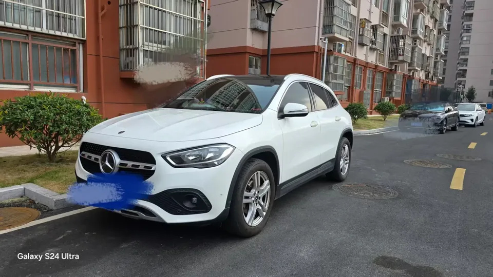 Mercedes-Benz GLA Mercedes-Benz GLA 2022 GLA 180 2022 — photo 1, buy with delivery to Moscow
