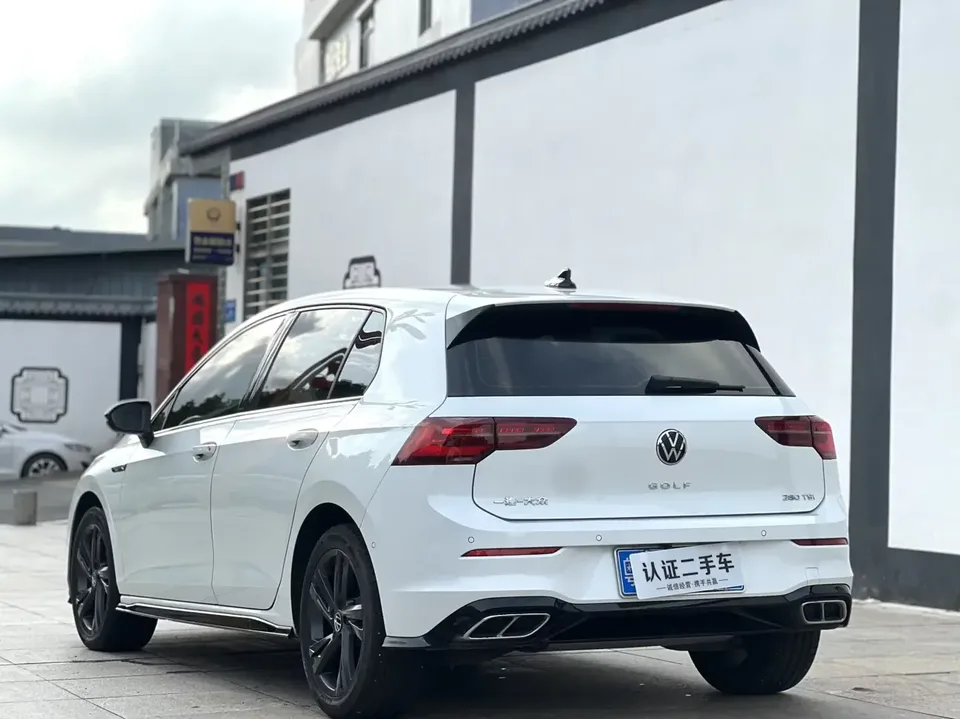 Volkswagen Golf golf 2023 280TSI DSG R-Line Lite 2024 — thumbnail 2