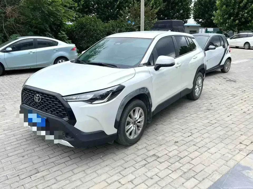 Toyota CorollaCross Corolla Sharp 2023 2.0L Intelligent Electric Hybrid Dual Engine Pioneer Edition 2023 — photo 1, buy with delivery to Moscow