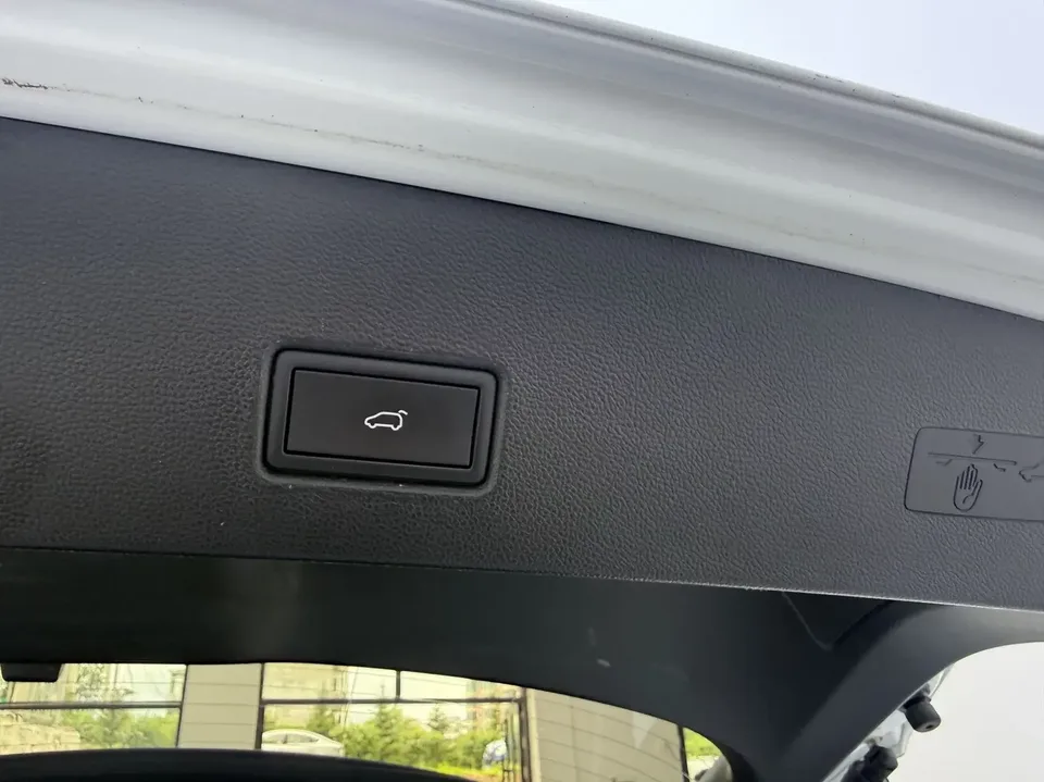 Volkswagen T-Roc TANG 2022 280TSI DSG 2WD Comfort PLUS 2022 — thumbnail 3