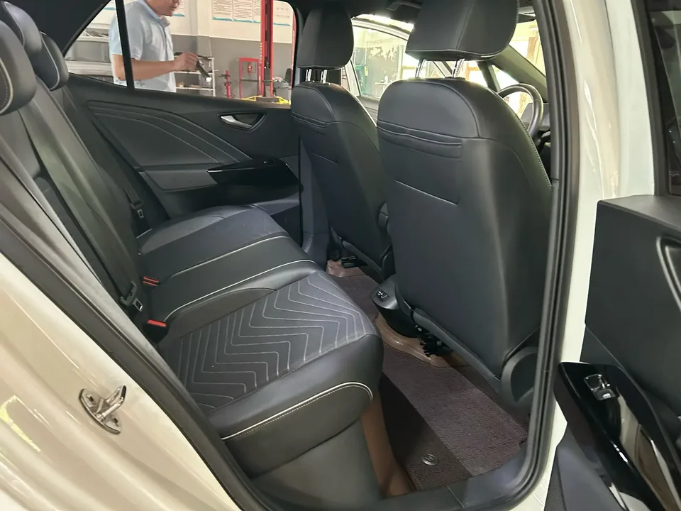 Volkswagen ID.3 Volkswagen ID.3 2024 Outstanding Edition 2024 — thumbnail 5