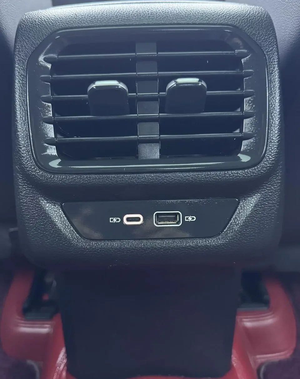 Volkswagen Lamando Lingdu 2022 Lingdu L 280TSI DSG Cool Edition 2023 — миниатюра 3