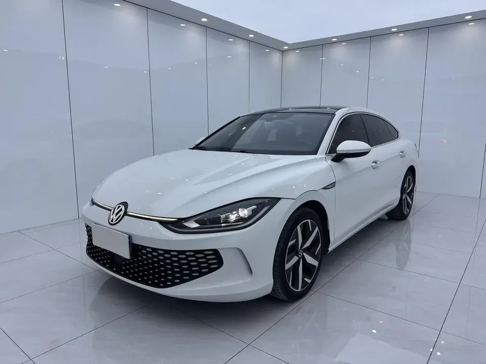 Volkswagen Lamando Lingdu 2022 Lingdu L 280TSI DSG Cool Edition 2023 — фото 1, купить с доставкой в Москву